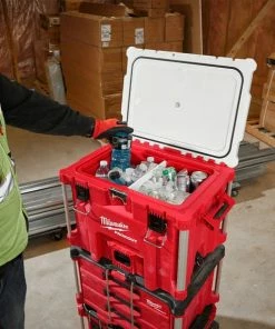 Milwaukee Tools Milwaukee Packout 40QT XL Cooler 48-22-8462 10 Milwaukee Tools Milwaukee Packout 40QT XL Cooler 48-22-8462 -PIP Safety-shop 48 22 8462 5