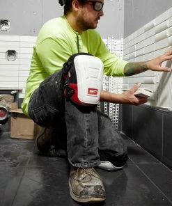 Milwaukee Tools Milwaukee Non-Marring Performance Knee Pads 48-73-6040 9 Milwaukee Tools Milwaukee Non-Marring Performance Knee Pads 48-73-6040 -PIP Safety-shop 48 73 6040 5